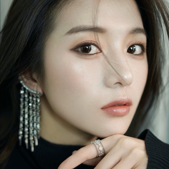 Meet your Posher, Yifan - Picture 1 of 1